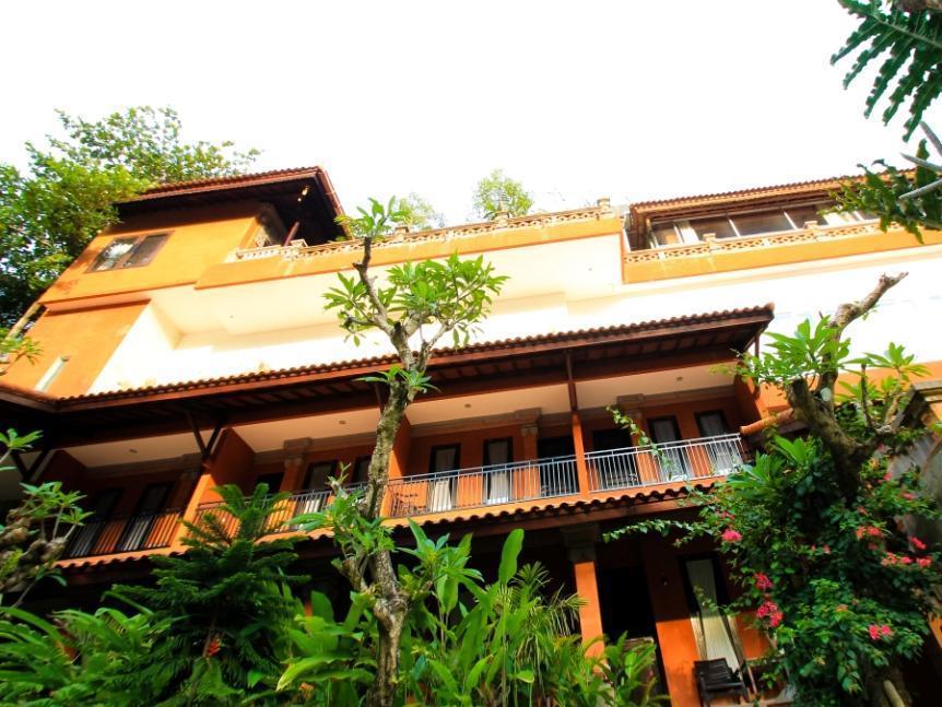 Ubud Hotel And Villas Malang Exterior foto