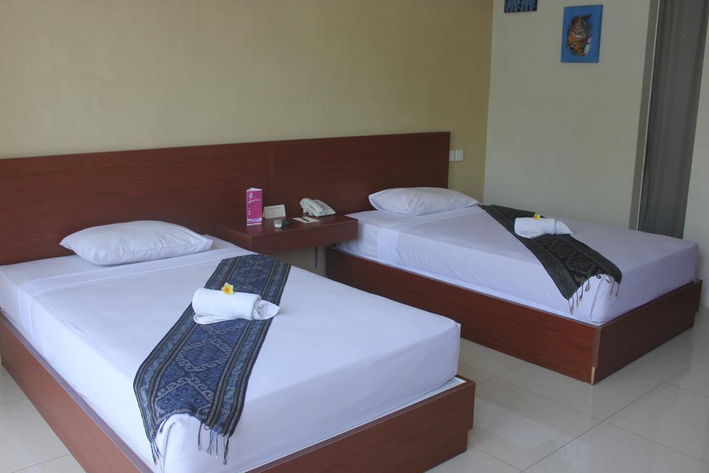 Ubud Hotel And Villas Malang Exterior foto