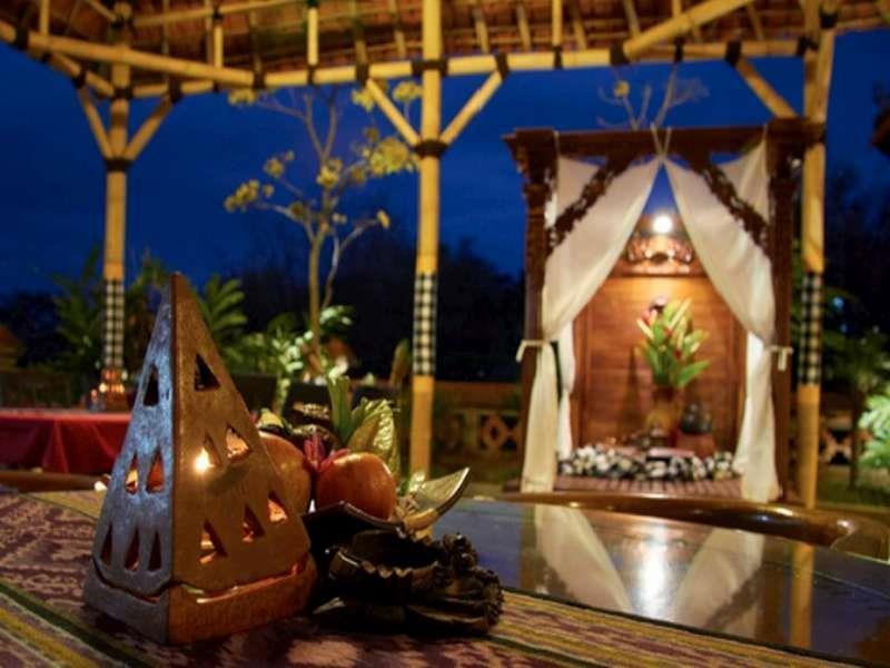 Ubud Hotel And Villas Malang Exterior foto
